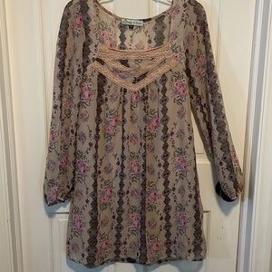 Crimson & Clover Floral Dress Size Medium